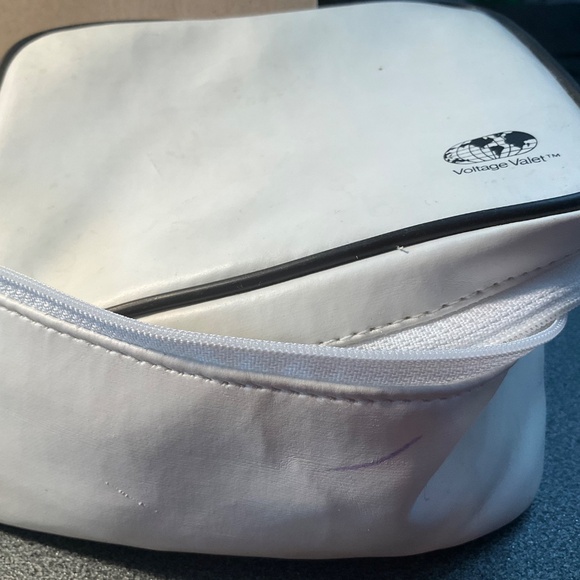 Voltage Valet Travel 8 Hot Rollers Style and Go Electric - Picture 5 of 10